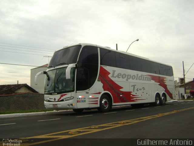 Leopoldina Turismo 4000 na cidade de Araxá, Minas Gerais, Brasil, por Guilherme Antonio. Número da foto: #986846.