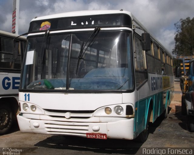 Ônibus Particulares 11 na cidade de Quipapá, Pernambuco, Brasil, por Rodrigo Fonseca. Número da foto: #986445.