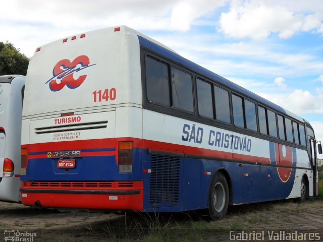 Viação São Cristóvão 1140 na cidade de Divinópolis, Minas Gerais, Brasil, por Gabriel Valladares. Número da foto: #989549.