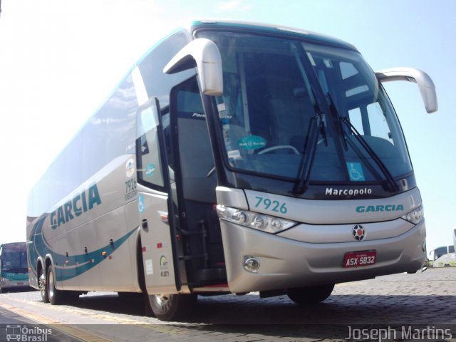 Viação Garcia 7926 na cidade de Londrina, Paraná, Brasil, por Joseph Martins. Número da foto: #992681.