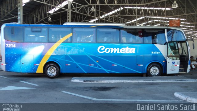 Viação Cometa 7214 na cidade de Praia Grande, São Paulo, Brasil, por Daniel Santos Sardi. ID da foto: 993907.