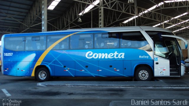 Viação Cometa 10257 na cidade de Praia Grande, São Paulo, Brasil, por Daniel Santos Sardi. ID da foto: 993911.