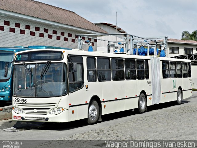 Viação Castelo Branco 25996 na cidade de Quatro Barras, Paraná, Brasil, por Wagner Domingos Ivanesken. Número da foto: #995902.