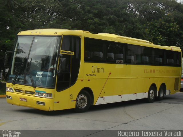 Viação Itapemirim 44067 na cidade de São Paulo, São Paulo, Brasil, por Rogério Teixeira Varadi. Número da foto: #995598.