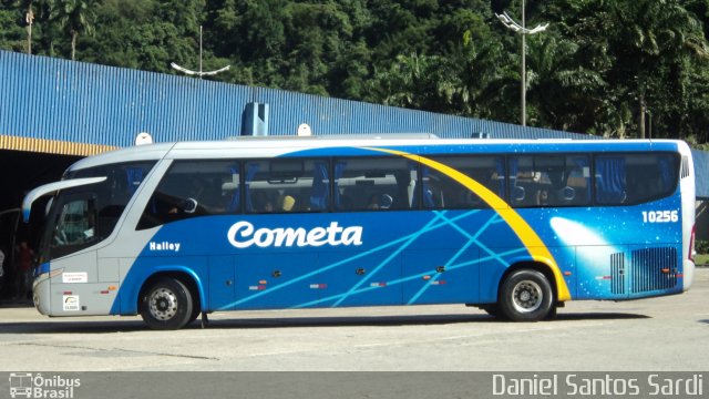 Viação Cometa 10256 na cidade de Santos, São Paulo, Brasil, por Daniel Santos Sardi. ID da foto: 997212.