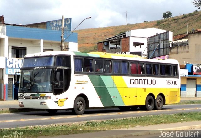 Empresa Gontijo de Transportes 15710 na cidade de Muriaé, Minas Gerais, Brasil, por José Goulart. ID da foto: 997385.