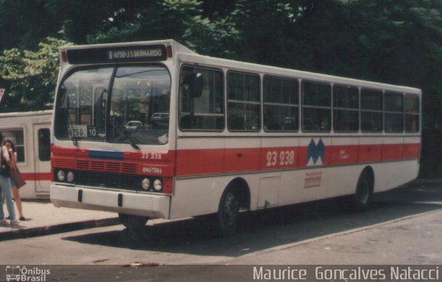 Viação São Camilo 23 238 na cidade de São Paulo, São Paulo, Brasil, por Maurice  Gonçalves Natacci. Número da foto: #997331.