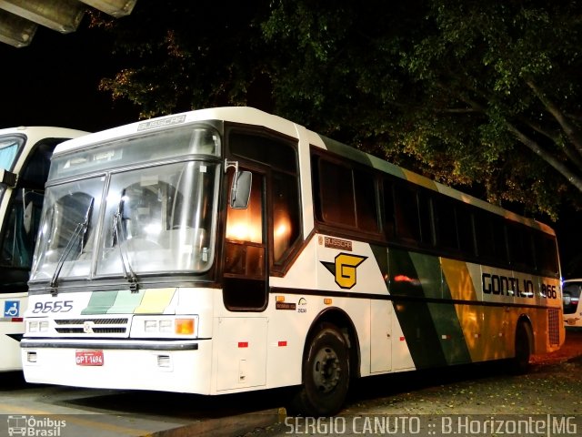 Empresa Gontijo de Transportes 8665 na cidade de Belo Horizonte, Minas Gerais, Brasil, por Sérgio Augusto Braga Canuto. ID da foto: 1000206.