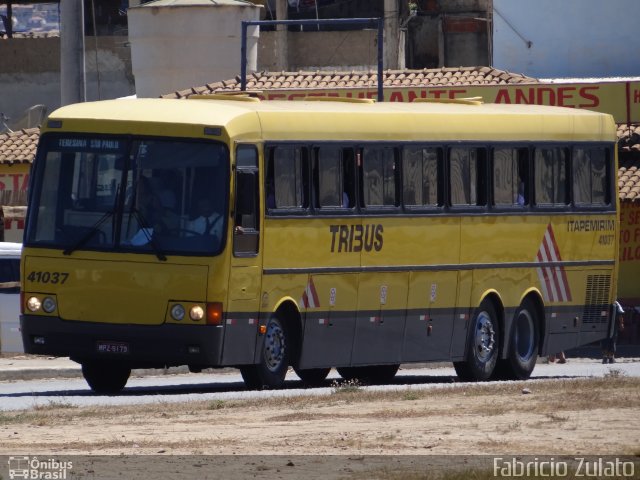 Viação Itapemirim 41037 na cidade de Vitória da Conquista, Bahia, Brasil, por Fabricio Zulato. Número da foto: #1002022.