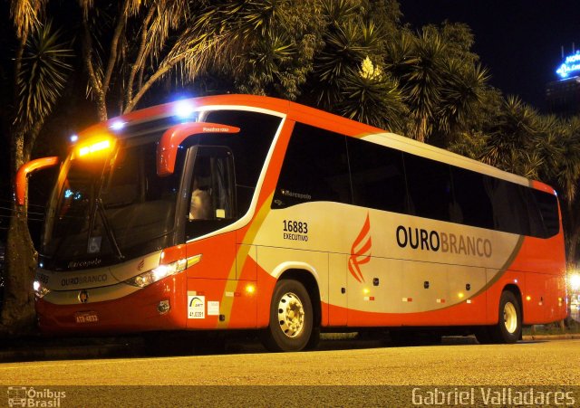 Viação Ouro Branco 16883 na cidade de Curitiba, Paraná, Brasil, por Gabriel Valladares. Número da foto: #1001530.