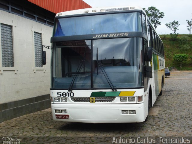 Empresa Gontijo de Transportes 5810 na cidade de João Monlevade, Minas Gerais, Brasil, por Antonio Carlos Fernandes. Número da foto: #1003338.