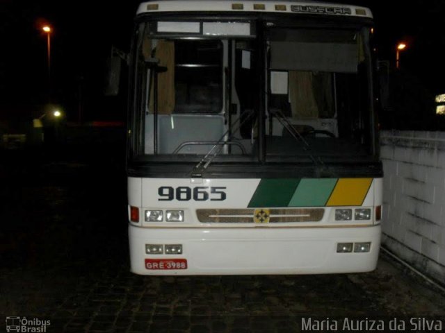 Empresa Gontijo de Transportes 9865 na cidade de Uberlândia, Minas Gerais, Brasil, por Alex da Silva Rodrigues. ID da foto: 955235.