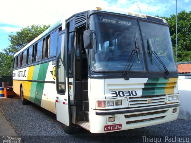 Empresa Gontijo de Transportes 3030 na cidade de Januária, Minas Gerais, Brasil, por Thiago  Pacheco. ID da foto: 953768.