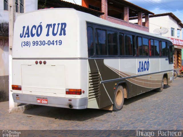 Jacó Tur 6484 na cidade de Pedras de Maria da Cruz, Minas Gerais, Brasil, por Thiago  Pacheco. Número da foto: #953778.
