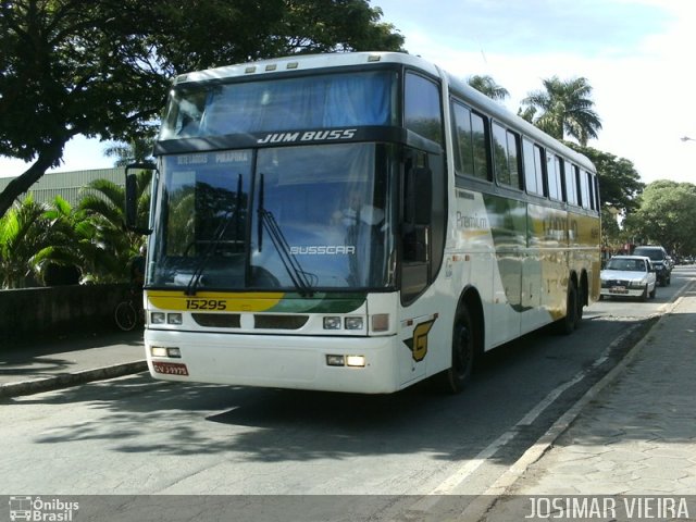 Empresa Gontijo de Transportes 15295 na cidade de Curvelo, Minas Gerais, Brasil, por Josimar Vieira. ID da foto: 963125.