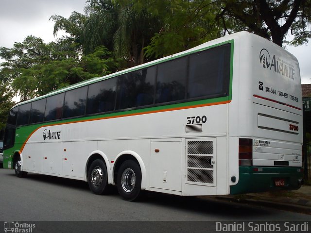 Avante Agência de Viagens 3700 na cidade de Santos, São Paulo, Brasil, por Daniel Santos Sardi. Número da foto: #1024551.