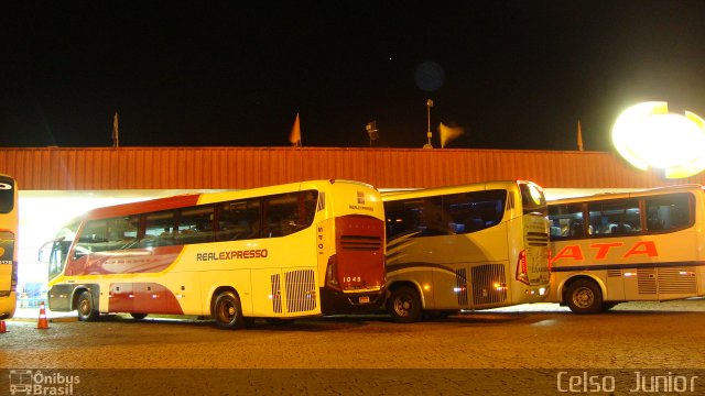 Real Expresso 1045 na cidade de Pirassununga, São Paulo, Brasil, por Celso  Junior. Número da foto: #1027811.