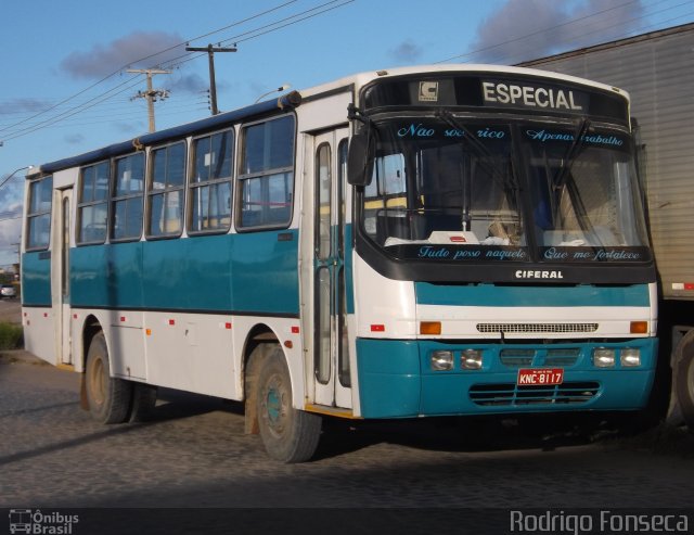 Ônibus Particulares 8117 na cidade de Maceió, Alagoas, Brasil, por Rodrigo Fonseca. Número da foto: #1029751.