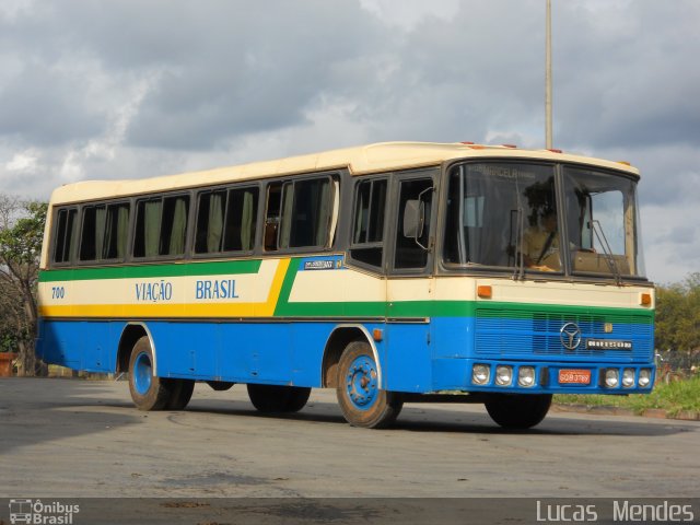 Viação Brasil 700 na cidade de Montes Claros, Minas Gerais, Brasil, por Lucas  Mendes. Número da foto: #1035338.