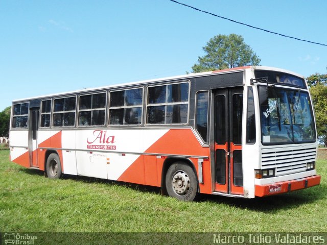 Ônibus Particulares 6400 na cidade de Sete Lagoas, Minas Gerais, Brasil, por Gabriel Valladares. Número da foto: #1034882.