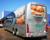Viação Garcia 7074 na cidade de Londrina, Paraná, Brasil, por Felipe  Dn. Número da foto: #1033798.