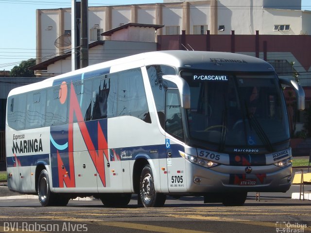 Expresso Maringá 5705 na cidade de Londrina, Paraná, Brasil, por Robson Alves. Número da foto: #1036170.