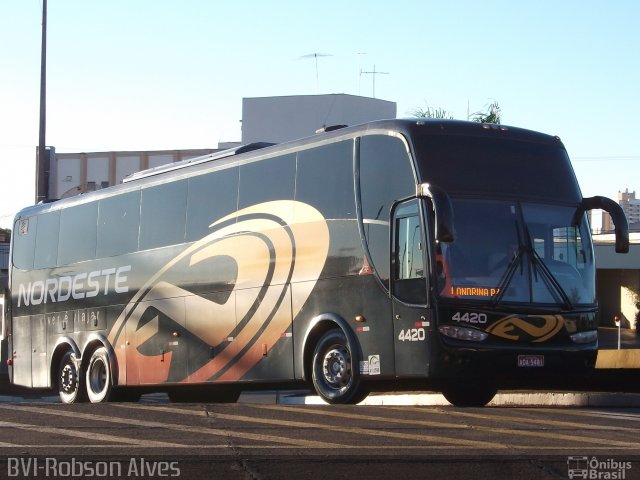 Expresso Nordeste 4420 na cidade de Londrina, Paraná, Brasil, por Robson Alves. Número da foto: #1036131.