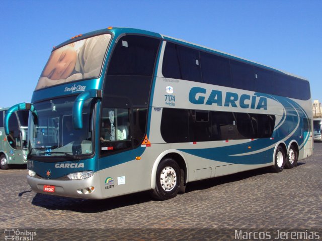 Viação Garcia 7174 na cidade de Londrina, Paraná, Brasil, por Marcos Jeremias. ID da foto: 1040590.