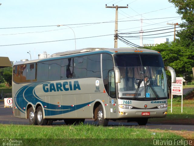 Viação Garcia 7461 na cidade de Foz do Iguaçu, Paraná, Brasil, por Otavio Felipe Balbinot. Número da foto: #1042147.
