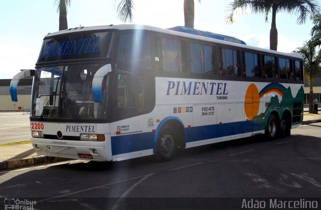 Pimentel Turismo 2200 na cidade de Belo Horizonte, Minas Gerais, Brasil, por Adão Raimundo Marcelino. Número da foto: #1042515.