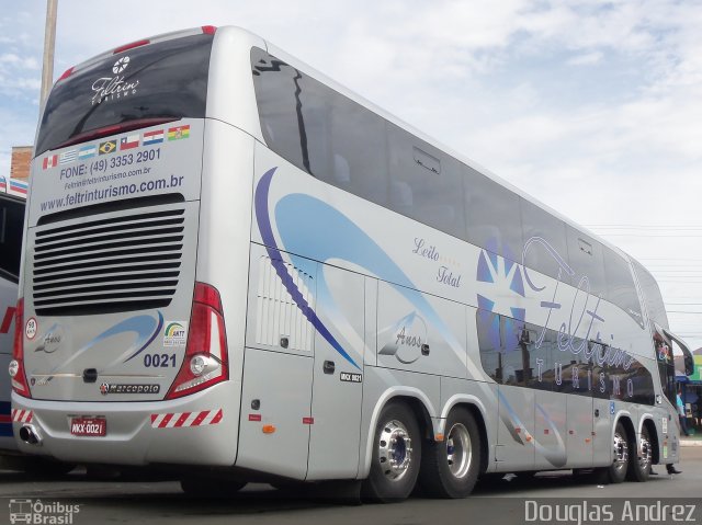 Feltrin Turismo 0021 na cidade de Trindade, Goiás, Brasil, por Douglas Andrez. Número da foto: #1042312.