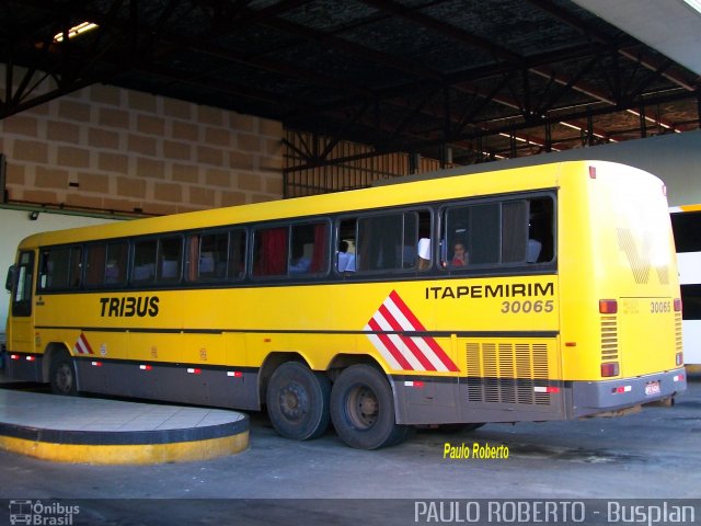 Viação Itapemirim 30065 na cidade de Goiânia, Goiás, Brasil, por Paulo Roberto de Morais Amorim. ID da foto: 1043178.