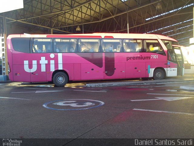 UTIL - União Transporte Interestadual de Luxo 7101 na cidade de Praia Grande, São Paulo, Brasil, por Daniel Santos Sardi. Número da foto: #1044556.