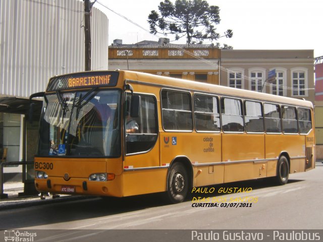 Transporte Coletivo Glória BC300 na cidade de Curitiba, Paraná, Brasil, por Paulo Gustavo. Número da foto: #1047344.