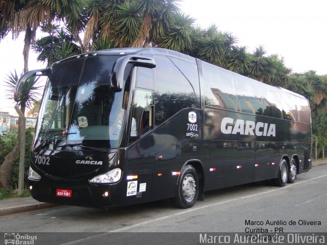 Viação Garcia 7002 na cidade de Curitiba, Paraná, Brasil, por Marco Aurélio de Oliveira. ID da foto: 1047943.