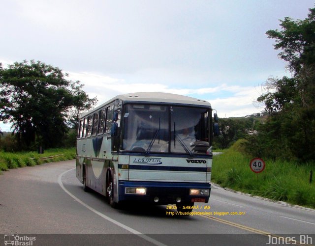 Leutur Fretamento e Turismo > Leonardo Lima Transportes 5530 na cidade de Sabará, Minas Gerais, Brasil, por Jones Bh. Número da foto: #1047726.