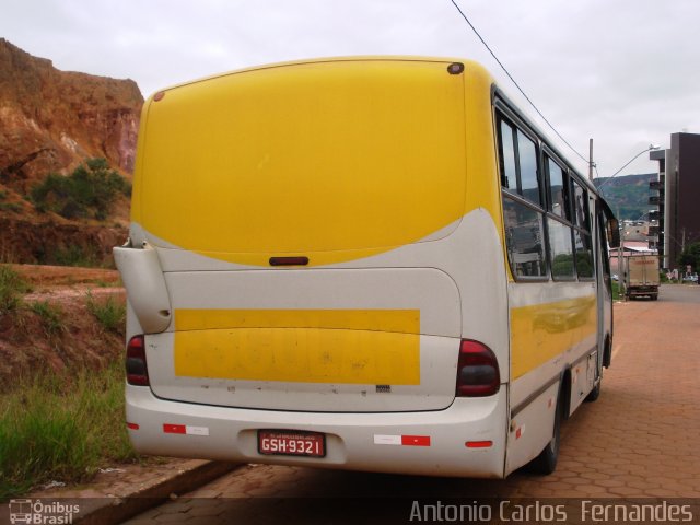 Ônibus Particulares 9321 na cidade de João Monlevade, Minas Gerais, Brasil, por Antonio Carlos Fernandes. Número da foto: #1048891.