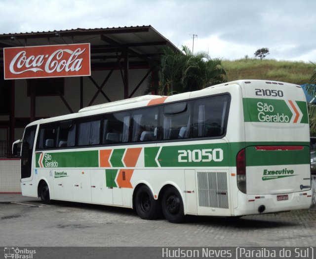 Cia. São Geraldo de Viação 21050 na cidade de Paraíba do Sul, Rio de Janeiro, Brasil, por Hudson Neves. Número da foto: #1052121.