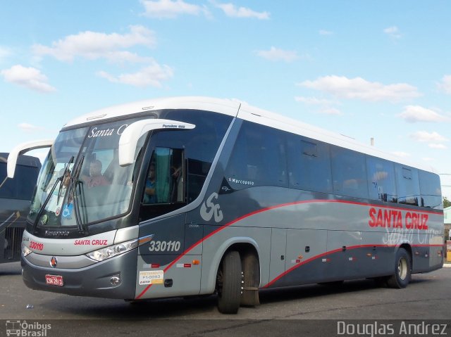 Viação Santa Cruz 330110 na cidade de Trindade, Goiás, Brasil, por Douglas Andrez. Número da foto: #1052194.