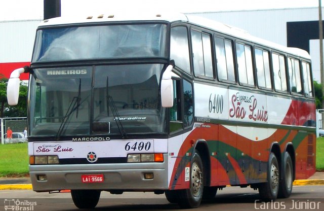 Expresso São Luiz 6400 na cidade de Goiânia, Goiás, Brasil, por Carlos Júnior. Número da foto: #1053553.