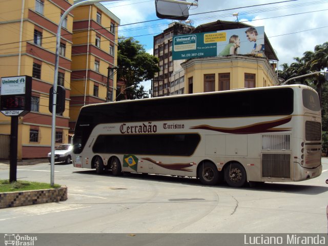 Cerradão Turismo 2004 na cidade de Ponte Nova, Minas Gerais, Brasil, por Luciano Miranda. Número da foto: #1054057.