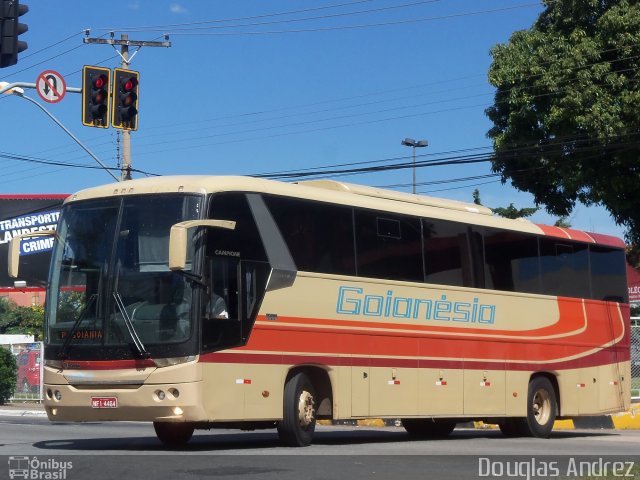 Auto Viação Goianésia 153003-0 na cidade de Goiânia, Goiás, Brasil, por Douglas Andrez. Número da foto: #1057813.