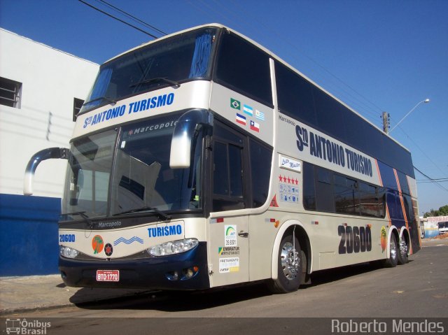 Santo Antônio Turismo 20600 na cidade de Marília, São Paulo, Brasil, por Roberto Mendes. Número da foto: #1058568.