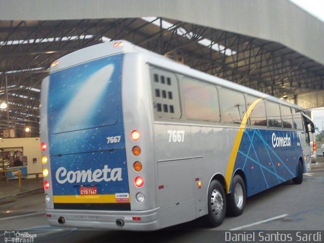 Viação Cometa 7667 na cidade de Praia Grande, São Paulo, Brasil, por Daniel Santos Sardi. Número da foto: #1059627.