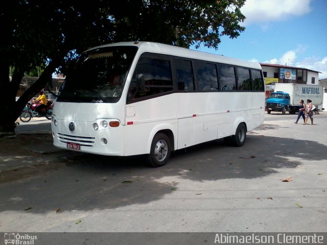 Ônibus Particulares  na cidade de Maceió, Alagoas, Brasil, por Abimaelson Clemente. Número da foto: #1010420.