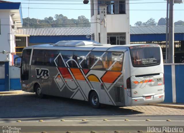 VB Transportes e Turismo 5052 na cidade de Campo Limpo Paulista, São Paulo, Brasil, por Ildeu Ribeiro. ID da foto: 1063191.