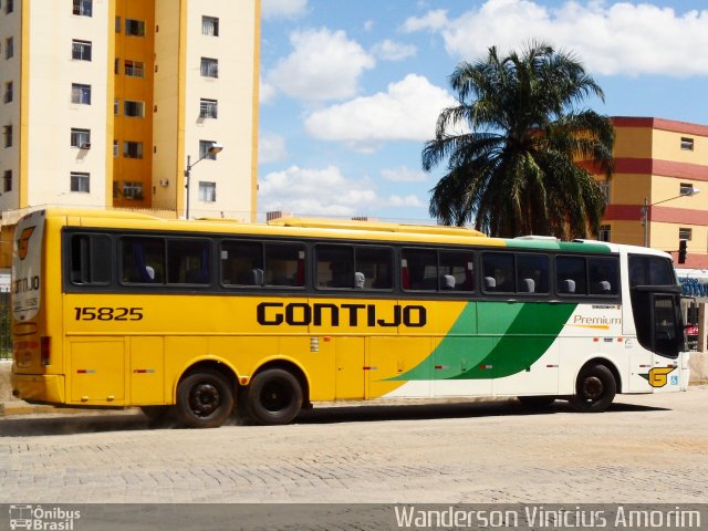 Empresa Gontijo de Transportes 15825 na cidade de Governador Valadares, Minas Gerais, Brasil, por Wanderson Vinícius Amorim. ID da foto: 1063123.