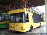 Ônibus Particulares  na cidade de São Domingos do Prata, Minas Gerais, Brasil, por Rafael  Carlos. ID da foto: :id.