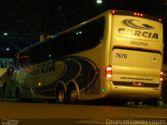 Viação Garcia 7670 na cidade de Bauru, São Paulo, Brasil, por Emanuel Corrêa Lopes. Número da foto: #1018216.