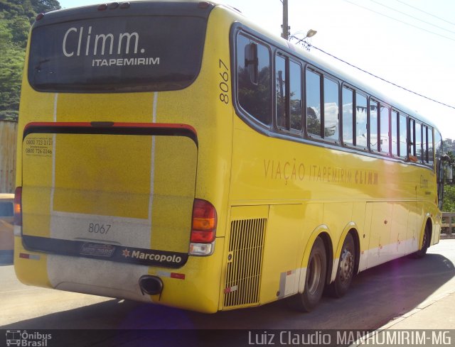 Viação Itapemirim 8067 na cidade de Manhumirim, Minas Gerais, Brasil, por Luiz Claudio . Número da foto: #1019764.